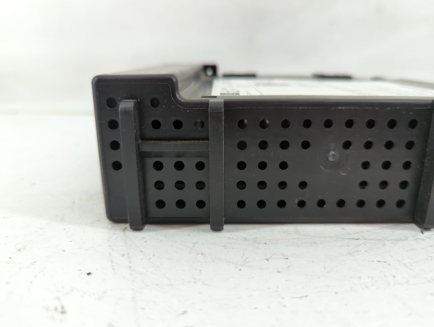 2016 Chevrolet Colorado Radio AM FM Cd Player Receiver Replacement P/N:13506679 Fits OEM Used Auto Parts - Oemusedautoparts1