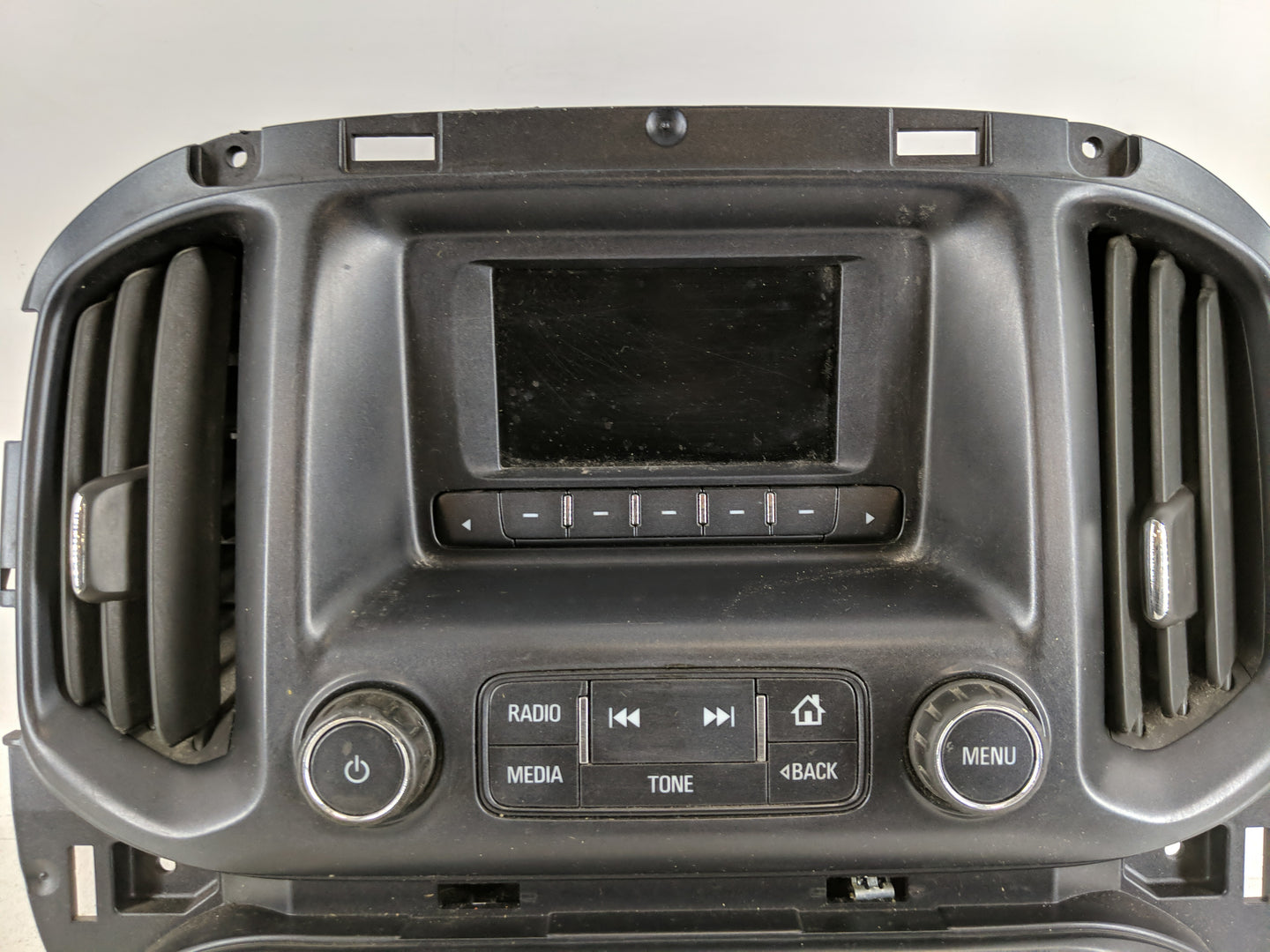 2015-2016 Chevrolet Colorado Radio AM FM Cd Player Receiver Replacement P/N:23217988 Fits Fits 2015 2016 OEM Used Auto Parts