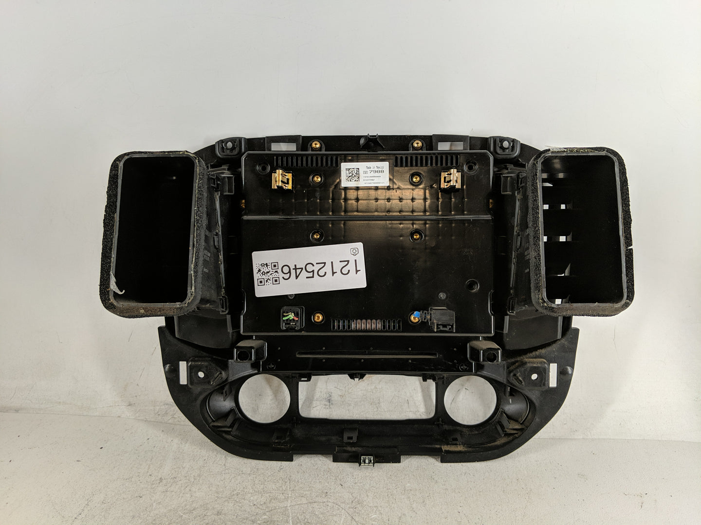 2015-2016 Chevrolet Colorado Radio AM FM Cd Player Receiver Replacement P/N:23217988 Fits Fits 2015 2016 OEM Used Auto Parts