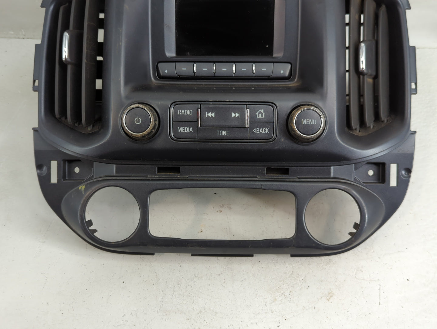 2015-2016 Chevrolet Colorado Radio AM FM Cd Player Receiver Replacement P/N:84042936 Fits Fits 2015 2016 OEM Used Auto Parts