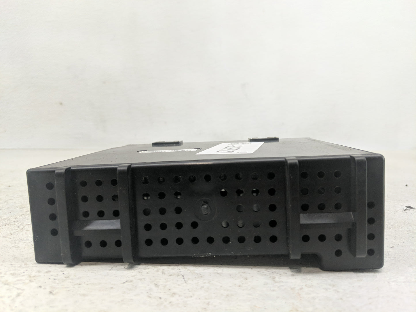 2016 Chevrolet Colorado Radio AM FM Cd Player Receiver Replacement P/N:23402908 Fits OEM Used Auto Parts - Oemusedautoparts1
