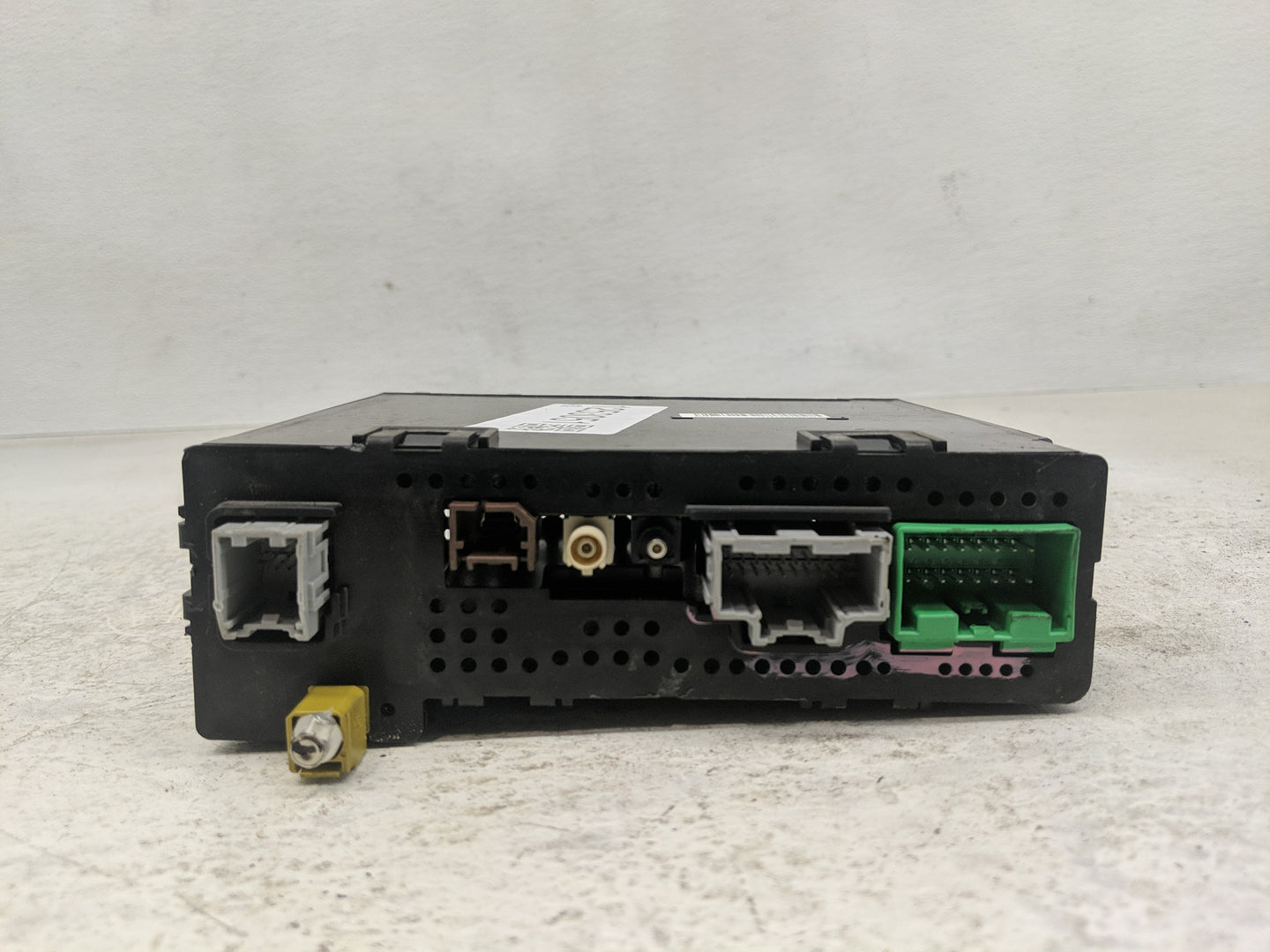 2016 Chevrolet Colorado Radio AM FM Cd Player Receiver Replacement P/N:23402908 Fits OEM Used Auto Parts - Oemusedautoparts1