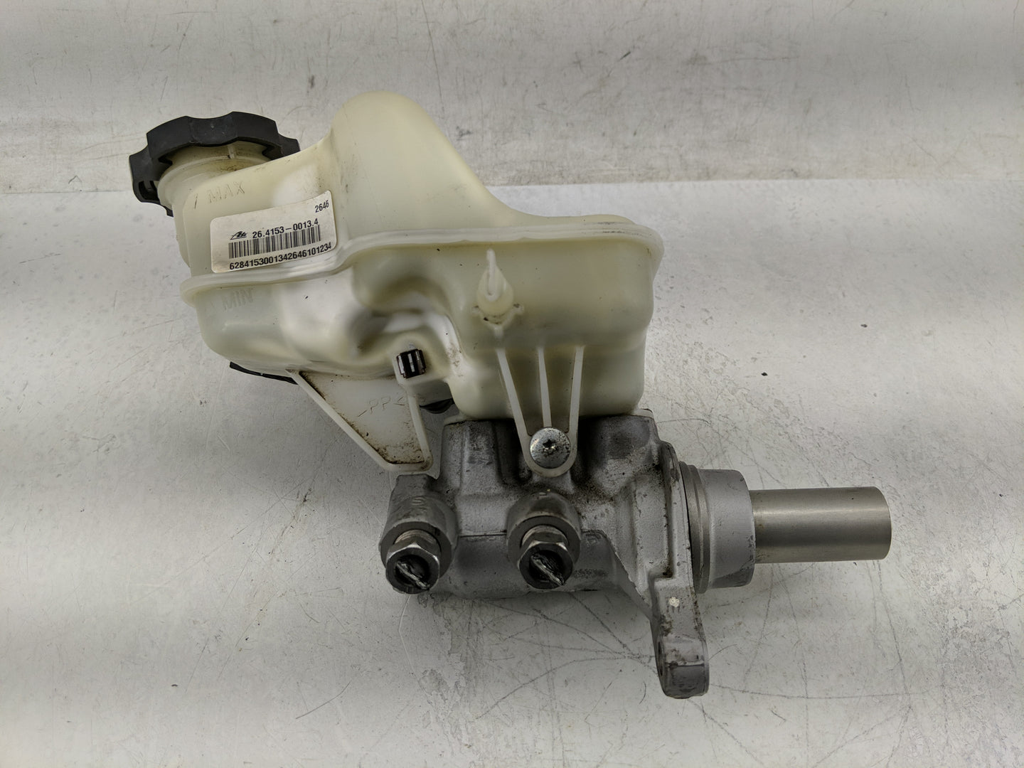 2015-2022 Chevrolet Colorado Brake Master Cylinder - Oemusedautoparts1.com
