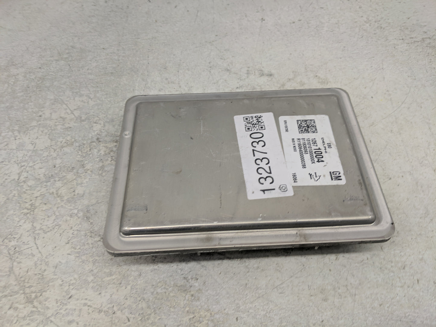 2015-2016 Chevrolet Colorado PCM Engine Control Computer ECU ECM PCU OEM P/N:811839393 12673585 Fits Fits 2015 2016 OEM Used