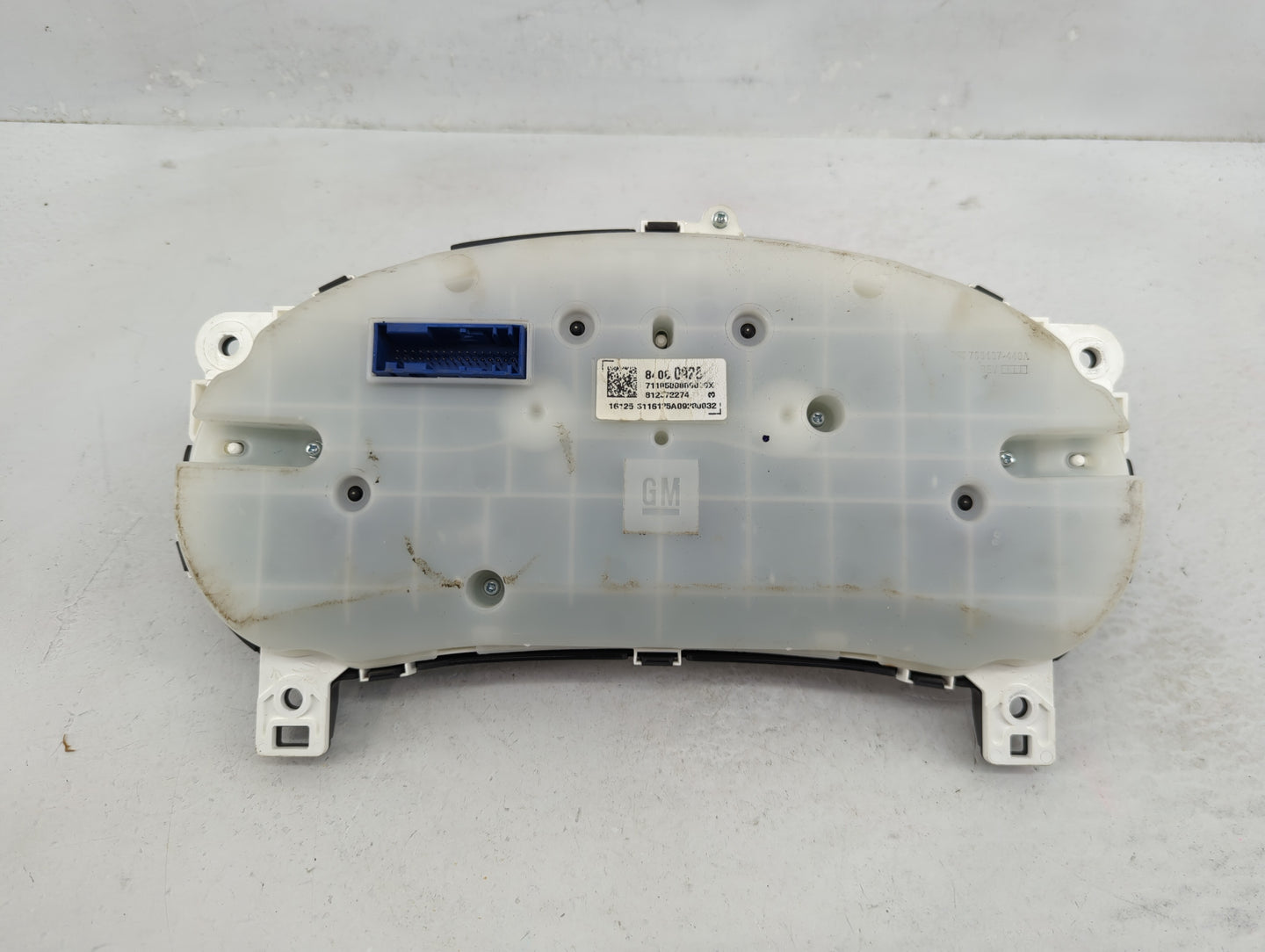 2016 Chevrolet Colorado Instrument Cluster Speedometer Gauges P/N:84080928 Fits OEM Used Auto Parts - Oemusedautoparts1.com