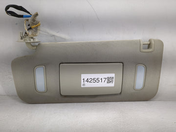 2015-2016 Chevrolet Colorado Sun Visor Shade Replacement Driver Left Mirror Fits Fits 2015 2016 OEM Used Auto Parts - Oemuse