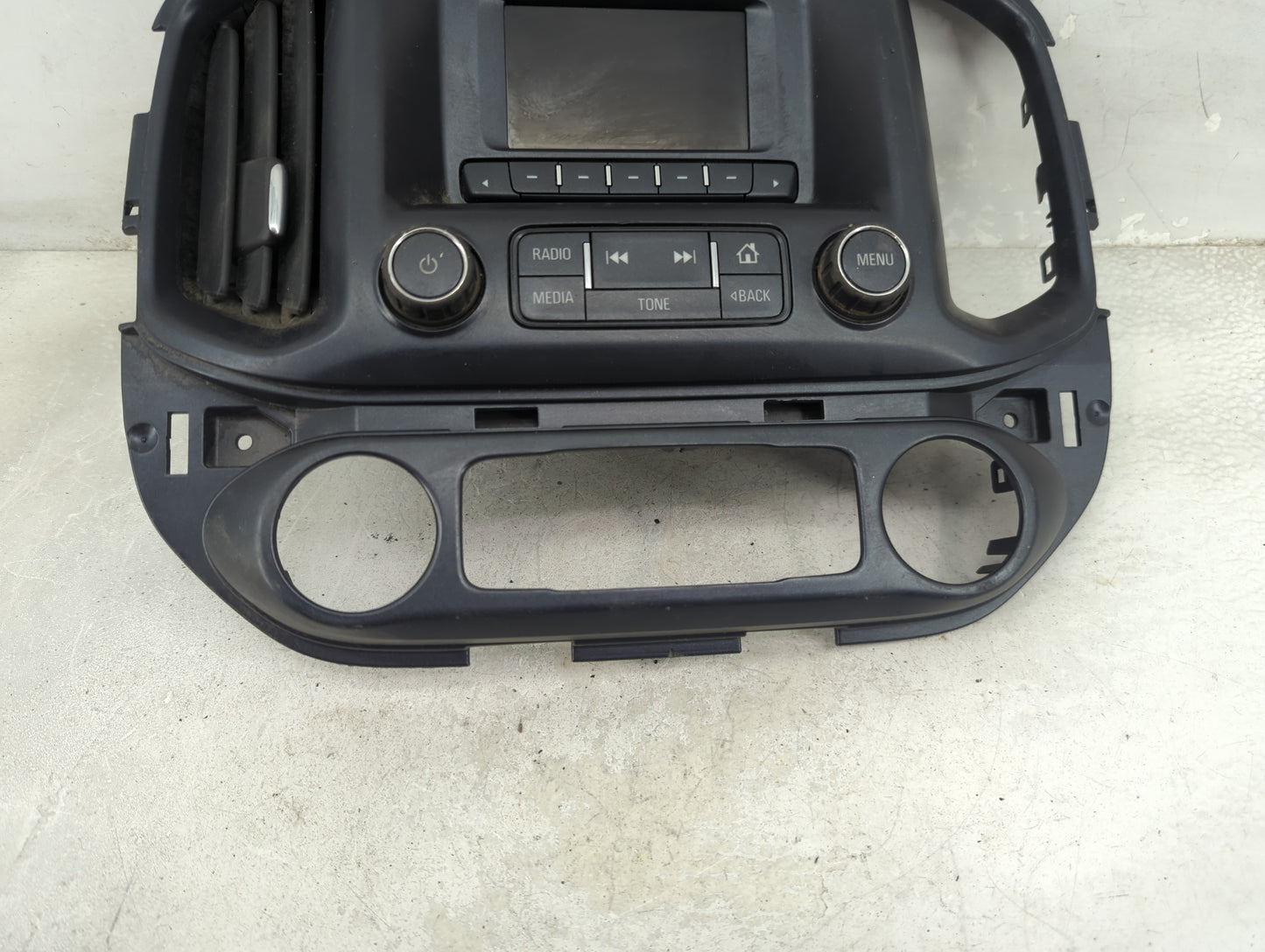 2015-2016 Chevrolet Colorado Radio AM FM Cd Player Receiver Replacement P/N:84042936 815372982 Fits Fits 2015 2016 OEM Used 