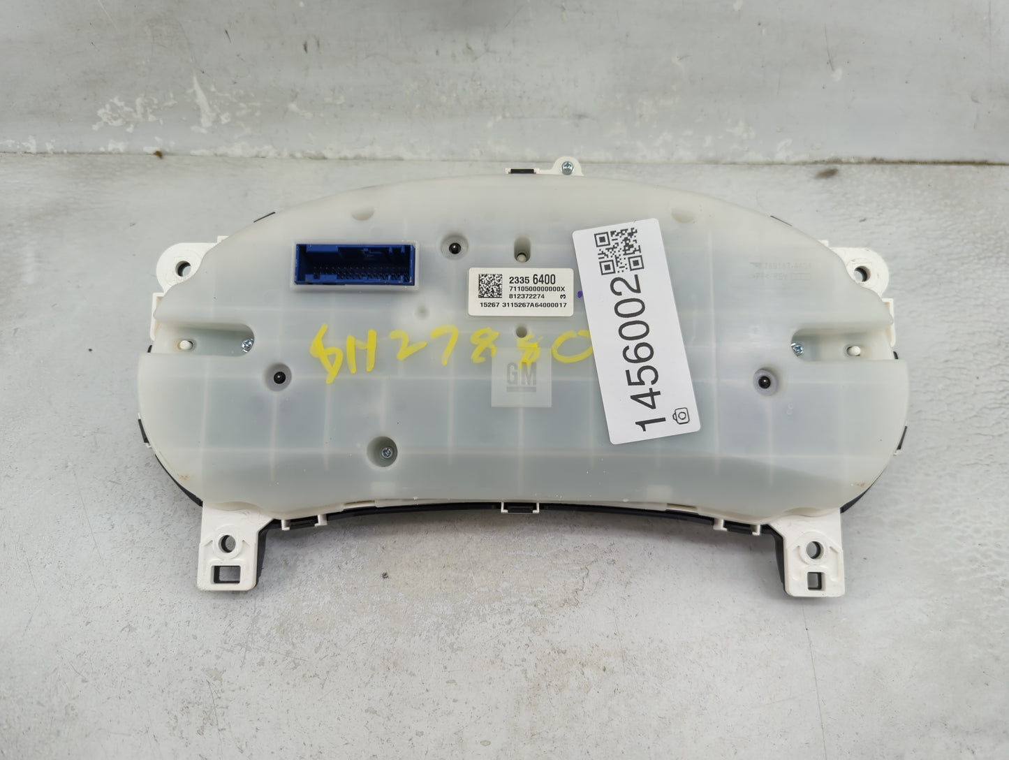 2016 Chevrolet Colorado Instrument Cluster Speedometer Gauges P/N:23356400 812372274, 3115267A64000017 Miles: Fits OEM Used 