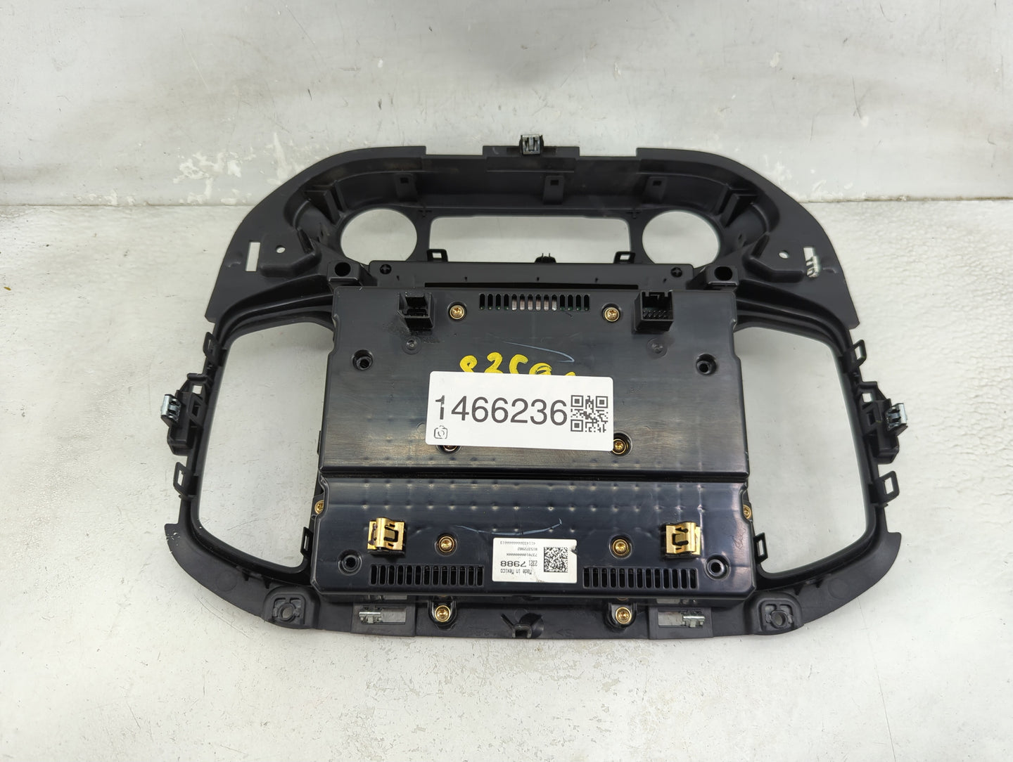 2015-2016 Chevrolet Colorado Radio Control Panel 1466236 - Oemusedautoparts1.com