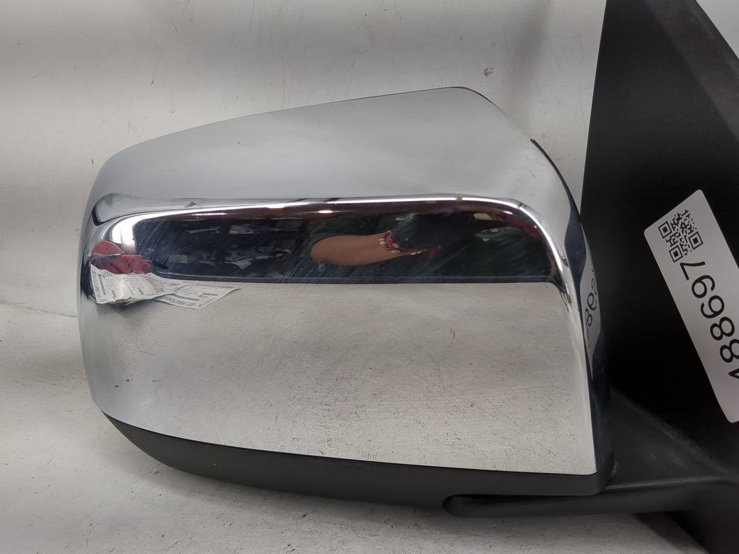 2015-2017 Chevrolet Colorado Driver Side View Mirror - Left Door Mirror OEM Used - Oemusedautoparts1.com