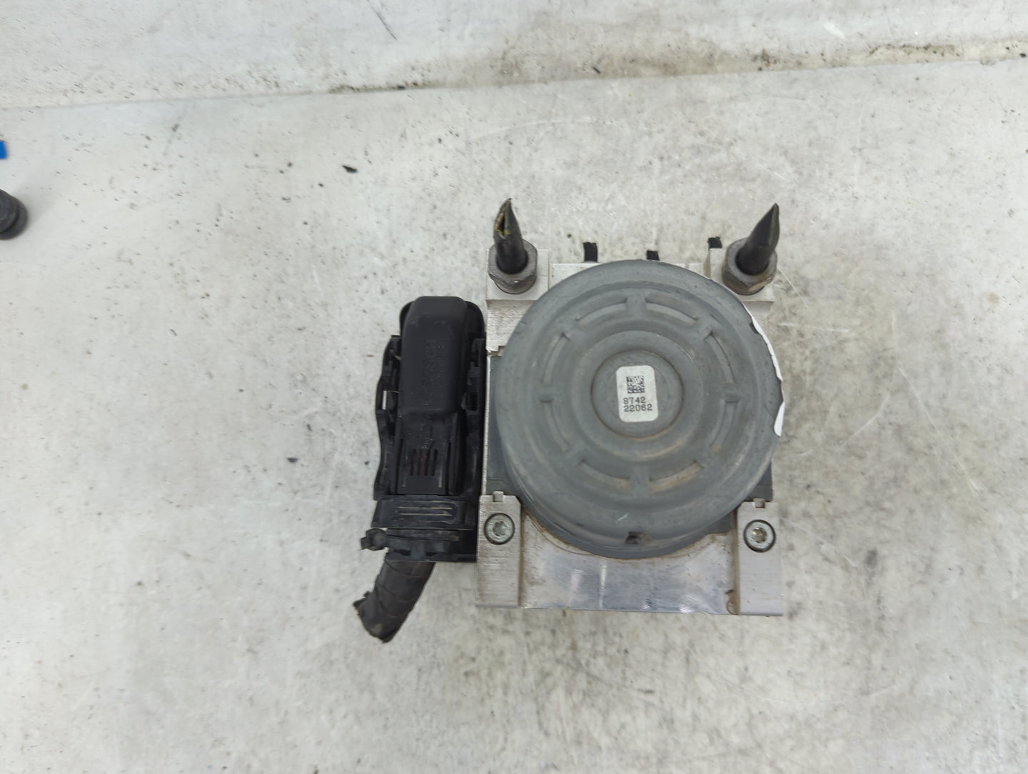 2016 Chevrolet Colorado ABS Pump Control Module Replacement P/N:23374048 806052304, 2459800000000X, 7316280009390000 Fits OE