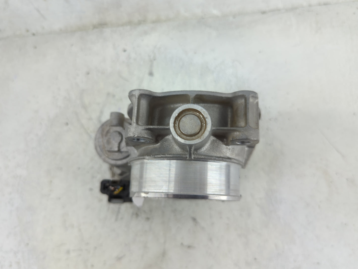 2015-2016 Chevrolet Colorado Throttle Body P/N:12670981AA Fits Fits 2012 2013 2014 2015 2016 2017 2018 2019 2020 2021 2022 O