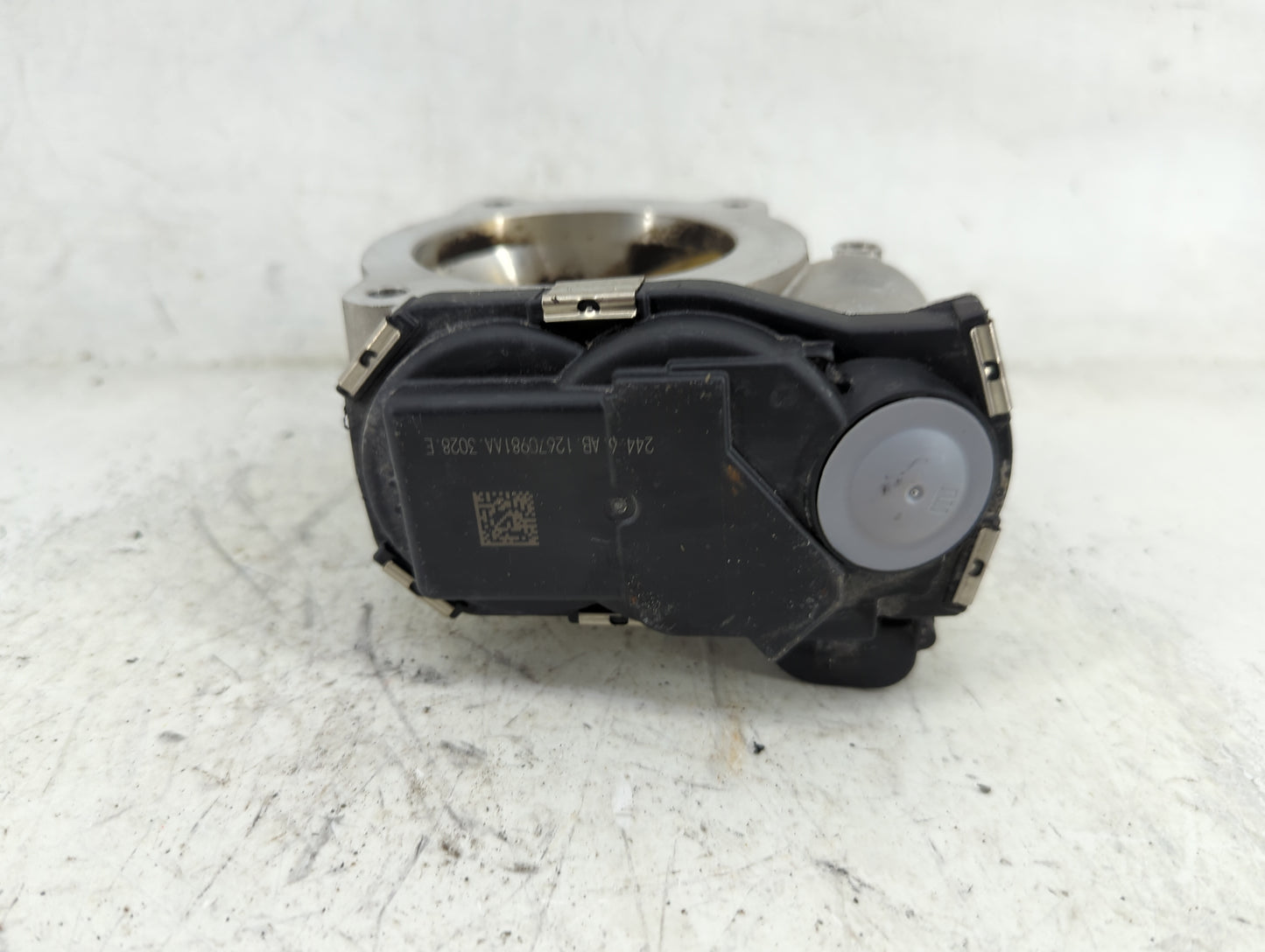 2015-2016 Chevrolet Colorado Throttle Body P/N:12670981AA Fits Fits 2012 2013 2014 2015 2016 2017 2018 2019 2020 2021 2022 O