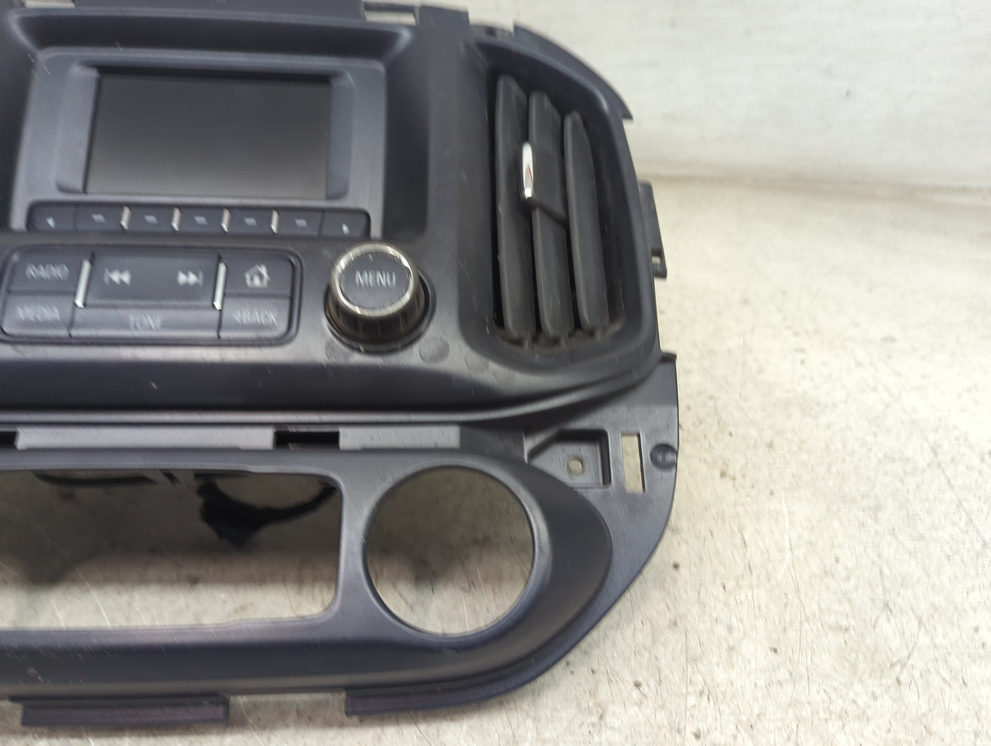 2015-2016 Chevrolet Colorado Radio Control Panel 1494472 - Oemusedautoparts1.com