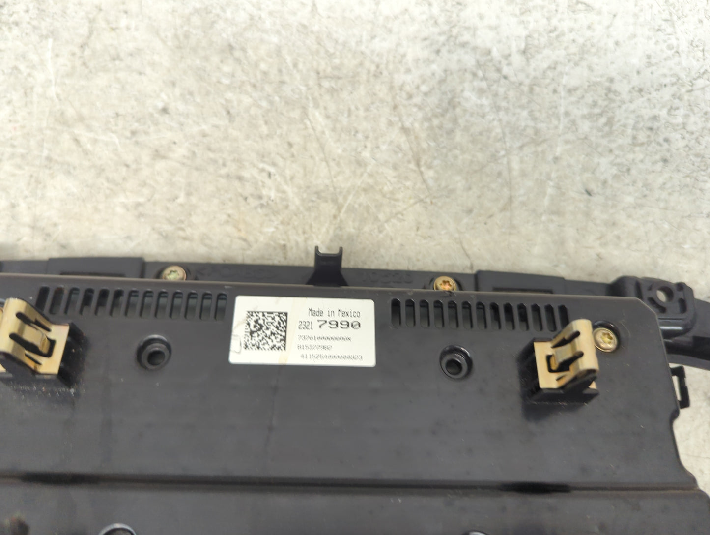 2016 Chevrolet Colorado Radio AM FM Cd Player Receiver Replacement P/N:23217990 Fits Fits 2017 OEM Used Auto Parts - Oemused