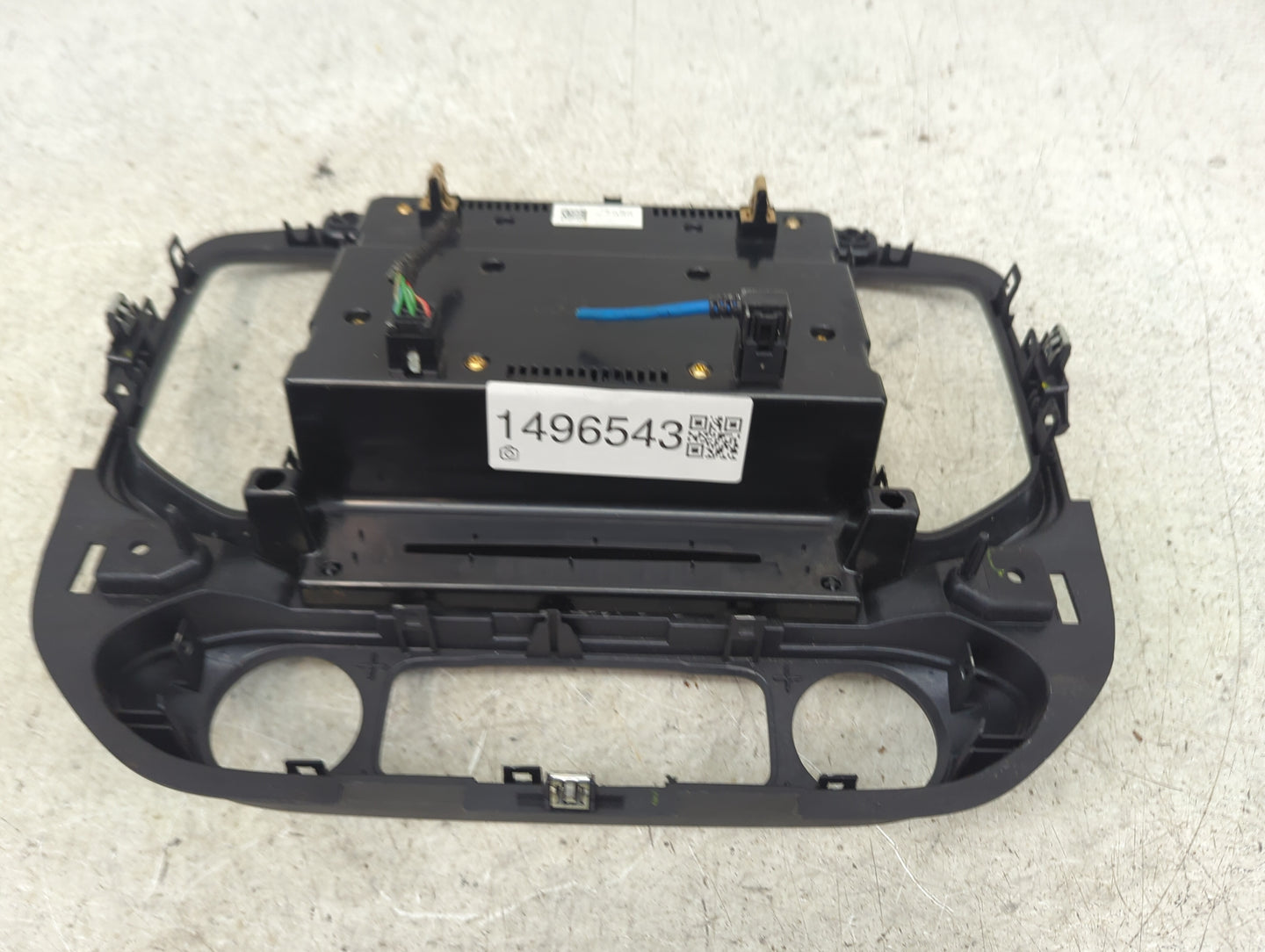 2016 Chevrolet Colorado Radio AM FM Cd Player Receiver Replacement P/N:23217990 Fits Fits 2017 OEM Used Auto Parts - Oemused