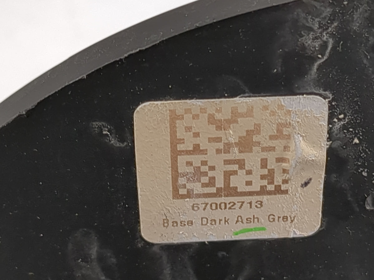 2016 Chevrolet Colorado Center Console Armrest Cover Lid P/N:67002713 Fits OEM Used Auto Parts - Oemusedautoparts1.com