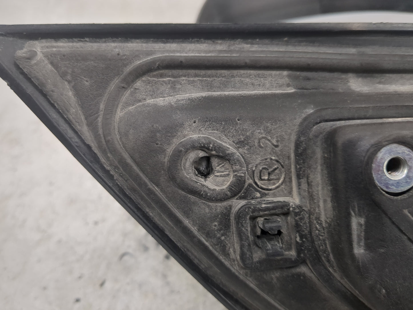 2015-2022 Chevrolet Colorado Passenger Side View Mirror - Right Door Mirror OEM Used - Oemusedautoparts1.com