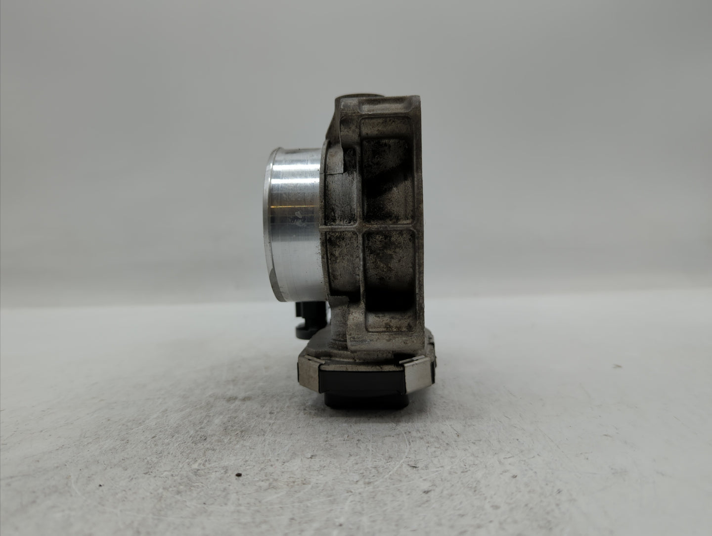 2016-2018 Chevrolet Colorado Throttle Body P/N:12670839AA 12627217DA Fits Fits 2016 2017 2018 2019 OEM Used Auto Parts - Oem