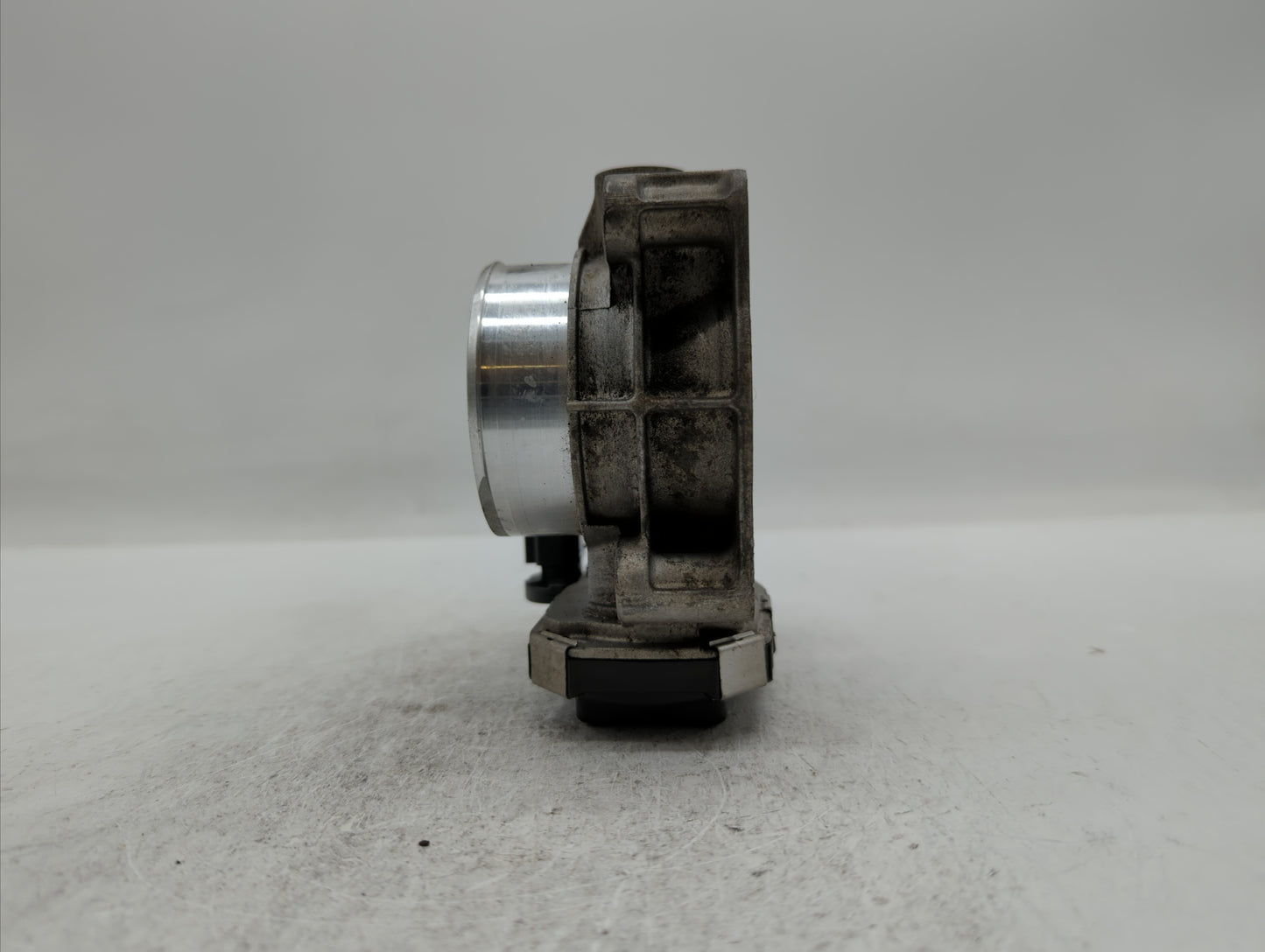 2016-2018 Chevrolet Colorado Throttle Body P/N:12670839AA 12627217DA Fits Fits 2016 2017 2018 2019 OEM Used Auto Parts - Oem