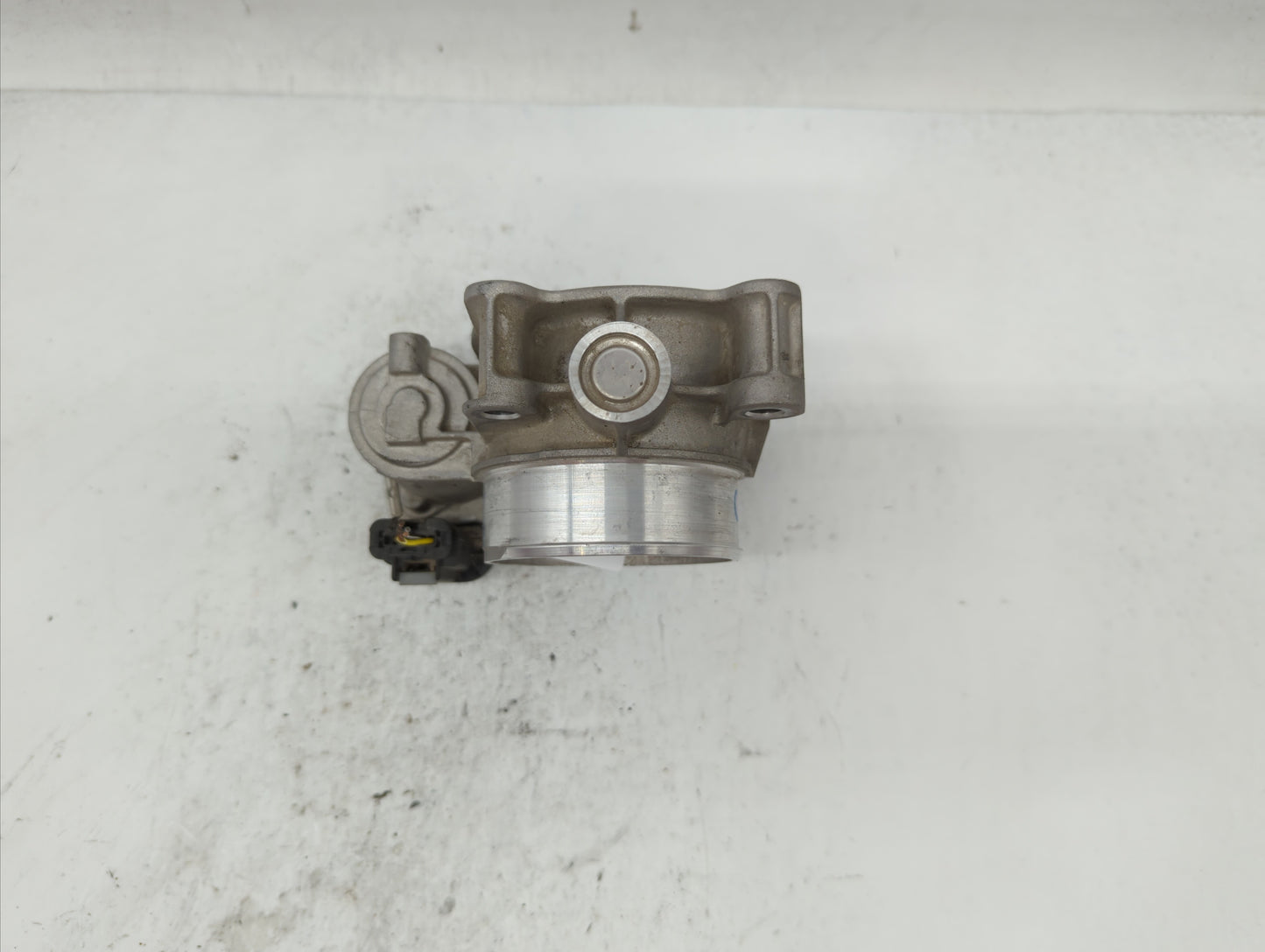 2016-2018 Chevrolet Colorado Throttle Body P/N:12670839AA 12627217DA Fits Fits 2016 2017 2018 2019 OEM Used Auto Parts - Oem