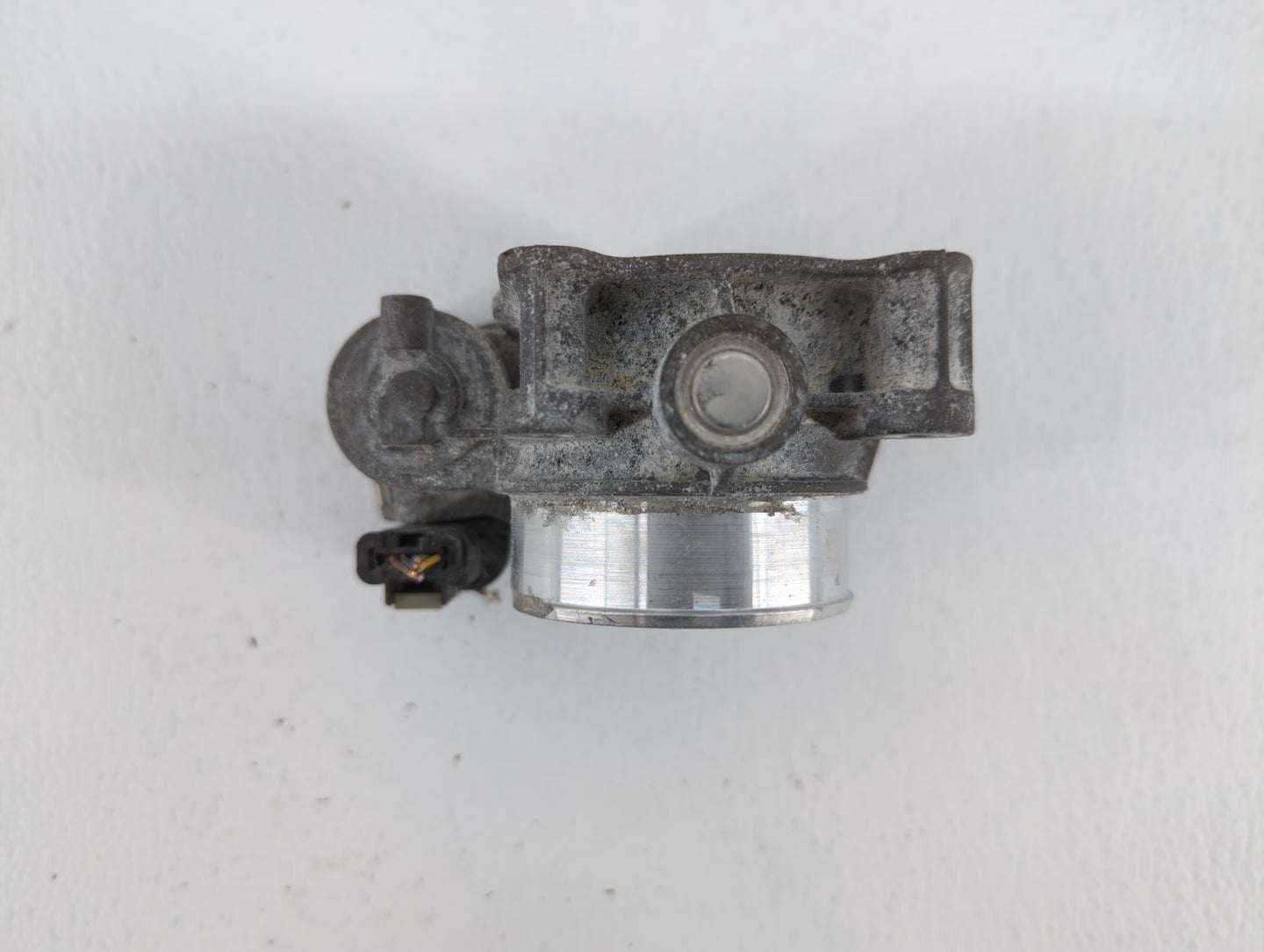 2016-2018 Chevrolet Colorado Throttle Body P/N:12670839AA 12627217DA Fits Fits 2016 2017 2018 2019 OEM Used Auto Parts - Oem