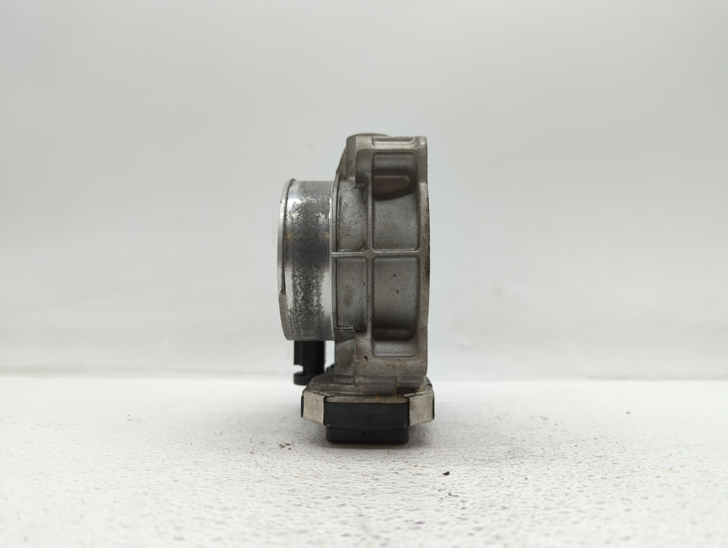2015-2016 Chevrolet Colorado Throttle Body P/N:12632172BA 12670981AA Fits Fits 2012 2013 2014 2015 2016 2017 2018 2019 OEM U