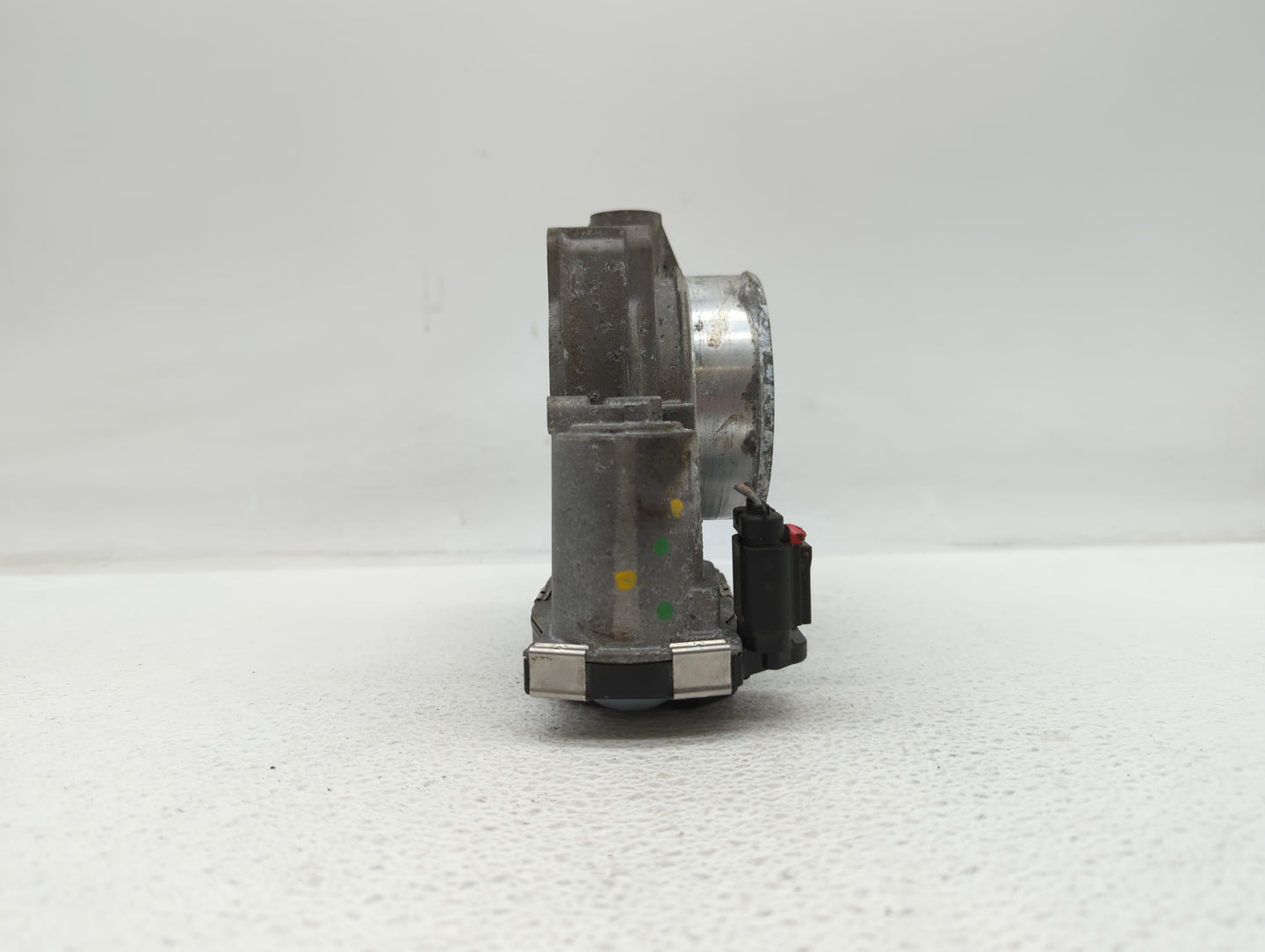 2015-2016 Chevrolet Colorado Throttle Body P/N:12632172BA 12670981AA Fits Fits 2012 2013 2014 2015 2016 2017 2018 2019 OEM U