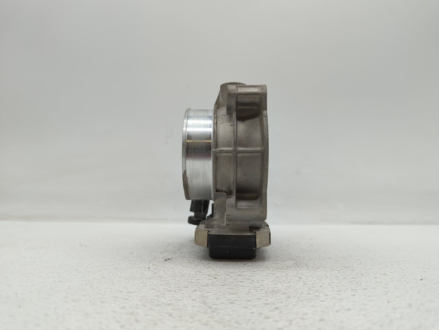 2015-2016 Chevrolet Colorado Throttle Body P/N:12632172BA 12670981AA Fits Fits 2012 2013 2014 2015 2016 2017 2018 2019 OEM U
