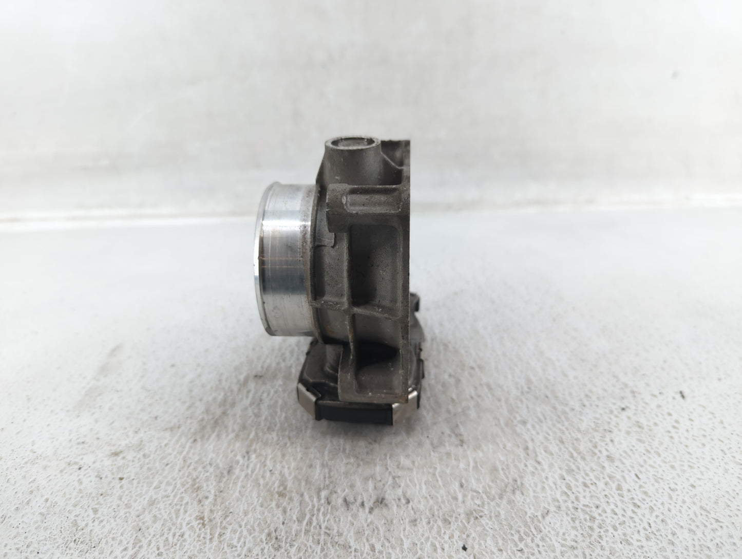 2016-2022 Chevrolet Colorado Throttle Body P/N:12627217DA Fits Fits 2016 2017 2018 2019 2020 2021 2022 OEM Used Auto Parts -