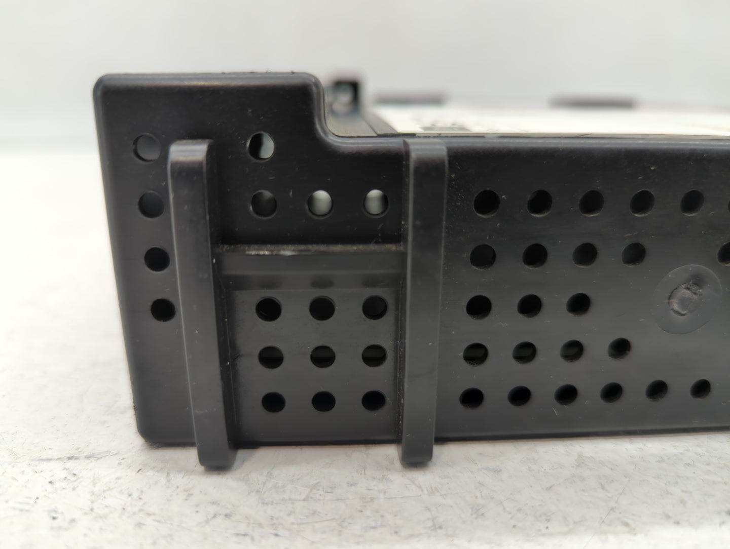 2016 Chevrolet Colorado Radio AM FM Cd Player Receiver Replacement P/N:13506379 Fits OEM Used Auto Parts - Oemusedautoparts1