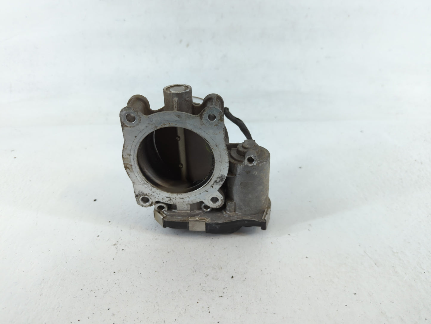 2016-2022 Chevrolet Colorado Throttle Body P/N:12670839AA Fits Fits 2016 2017 2018 2019 2020 2021 2022 OEM Used Auto Parts -