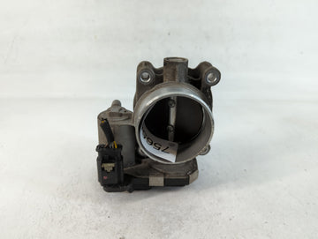 2016-2022 Chevrolet Colorado Throttle Body P/N:12627217DA Fits Fits 2016 2017 2018 2019 2020 2021 2022 OEM Used Auto Parts -