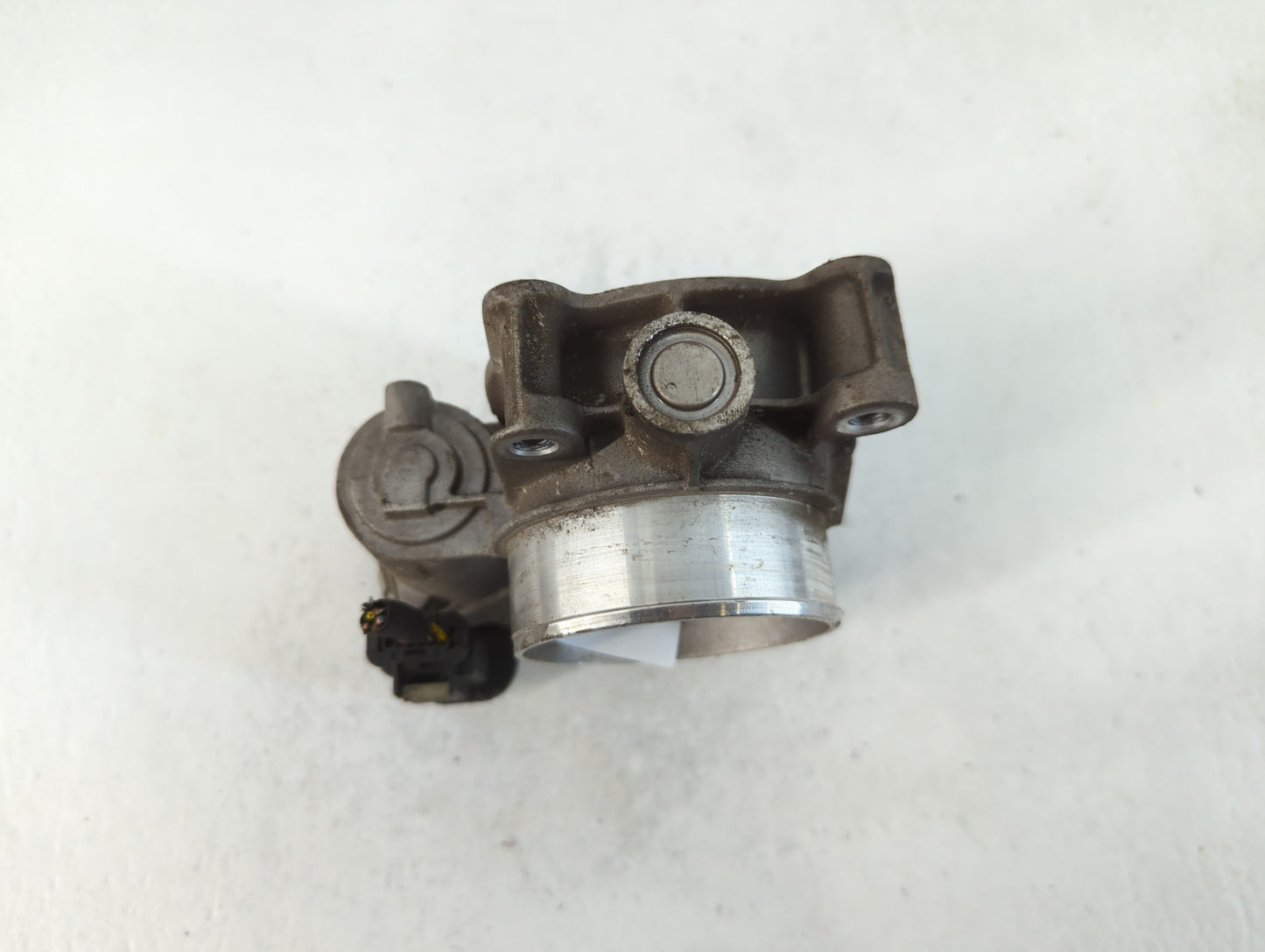2016-2022 Chevrolet Colorado Throttle Body P/N:12627217DA Fits Fits 2016 2017 2018 2019 2020 2021 2022 OEM Used Auto Parts -