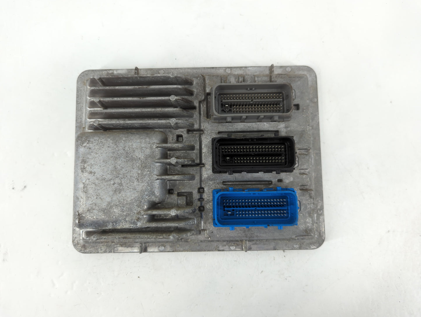 2015-2016 Chevrolet Colorado PCM Engine Control Computer ECU ECM PCU OEM P/N:12673585 Fits Fits 2015 2016 OEM Used Auto Part