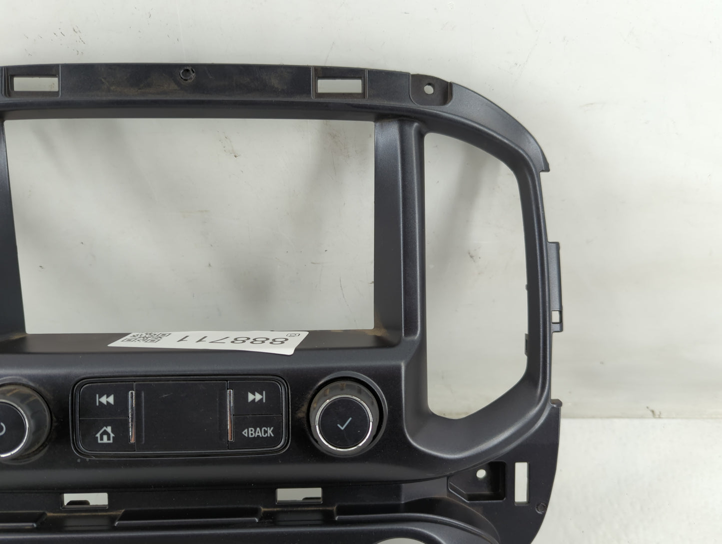 2015-2016 Chevrolet Colorado Radio AM FM Cd Player Receiver Replacement P/N:20234 Fits Fits 2015 2016 OEM Used Auto Parts - 
