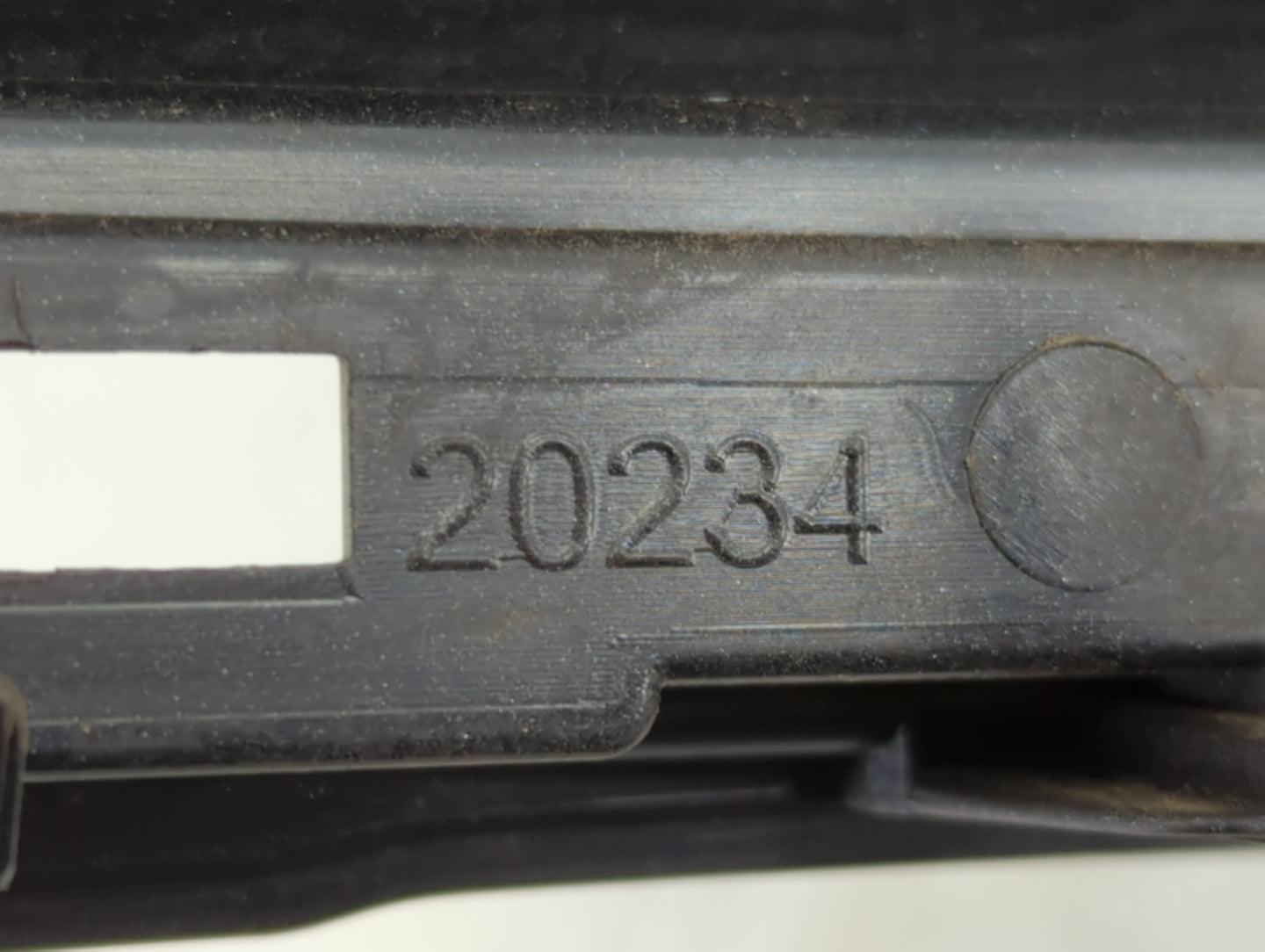 2015-2016 Chevrolet Colorado Radio AM FM Cd Player Receiver Replacement P/N:20234 Fits Fits 2015 2016 OEM Used Auto Parts - 