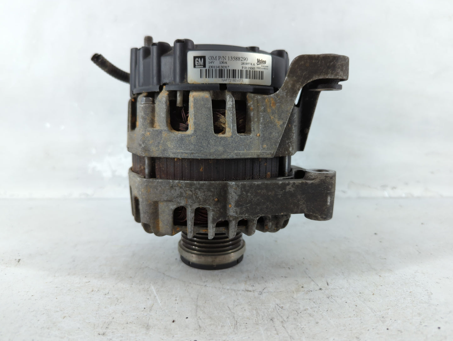 2012-2016 Chevrolet Cruze Alternator Replacement Generator Charging Assembly Engine OEM P/N:13588290 Fits OEM Used Auto Part