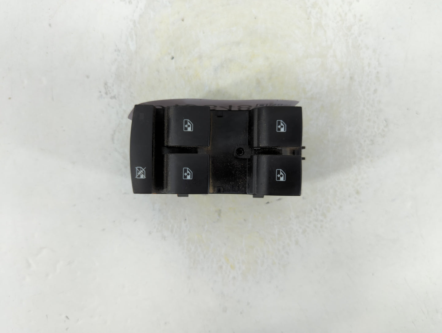 2016-2019 Chevrolet Cruze Master Power Window Switch Replacement Driver Side Left P/N:13408998 Fits OEM Used Auto Parts - Oe