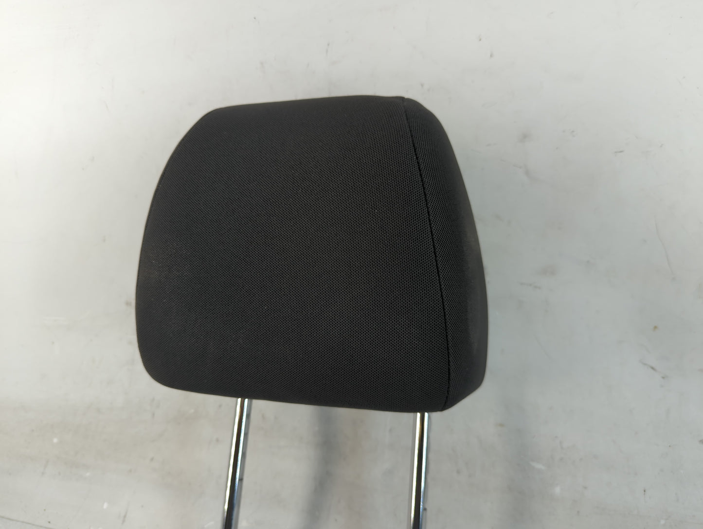 2016-2018 Chevrolet Cruze Headrest Head Rest Front Driver Passenger Seat Fits Fits 2016 2017 2018 OEM Used Auto Parts - Oemu
