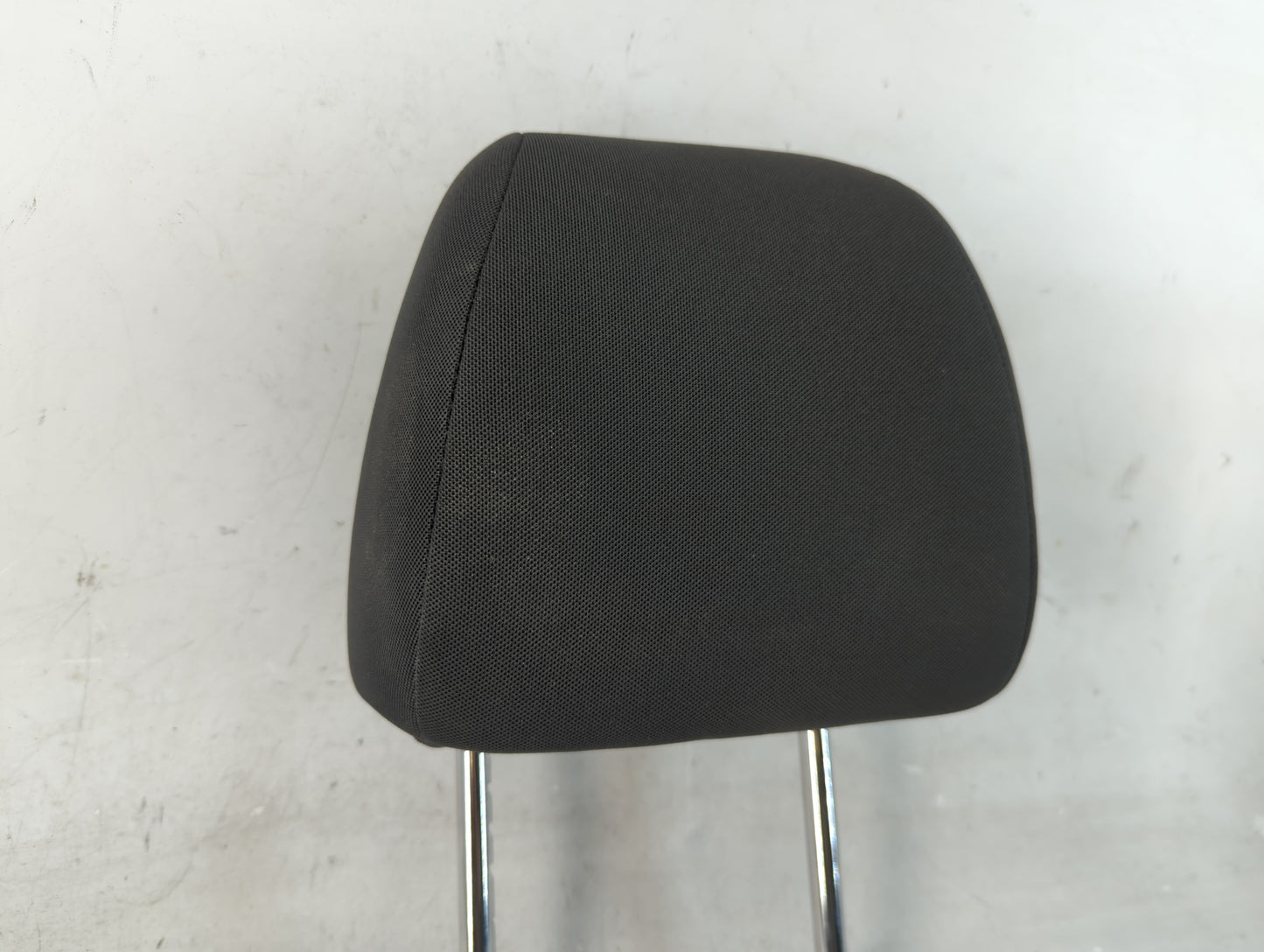 2016-2018 Chevrolet Cruze Headrest Head Rest Front Driver Passenger Seat Fits Fits 2016 2017 2018 OEM Used Auto Parts - Oemu