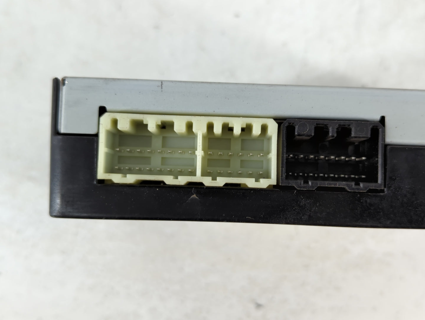 2016-2016 Chevrolet Cruze Traction Control Module 84022585 - Oemusedautoparts1.com