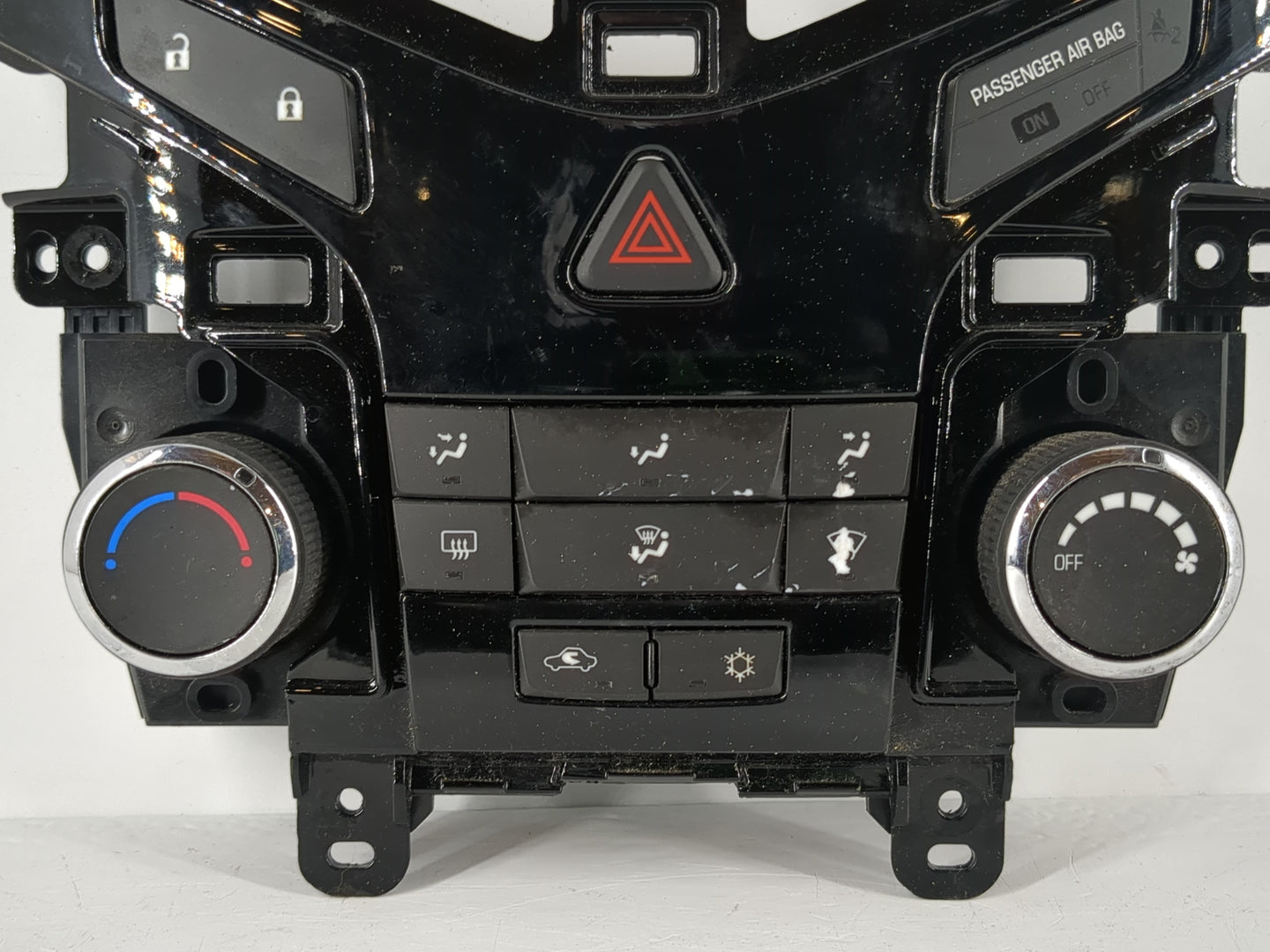 2016-2018 Chevrolet Cruze Climate Control Module Temperature AC/Heater Replacement P/N:95146207 Fits Fits 2016 2017 2018 OEM
