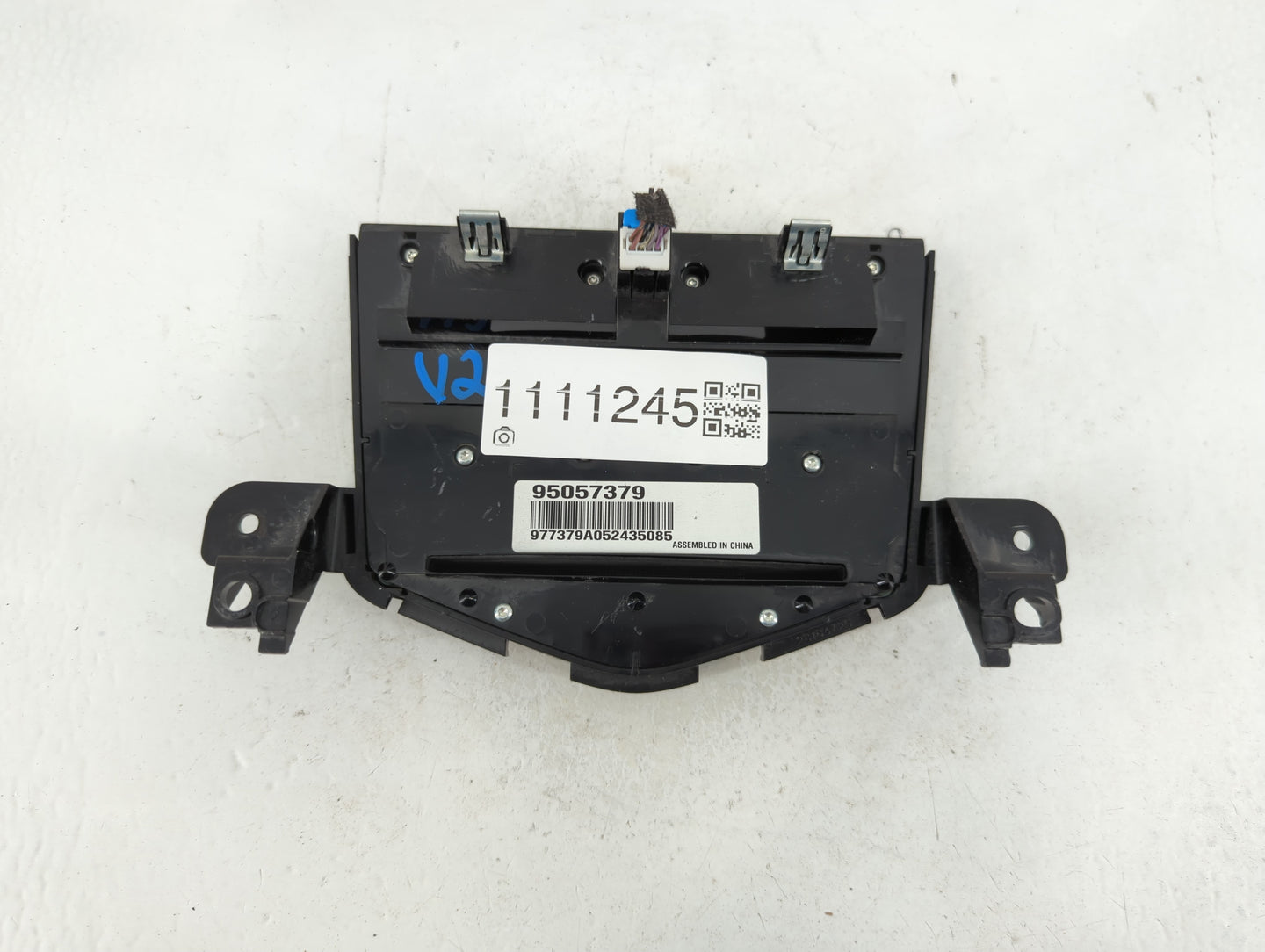 2016 Chevrolet Cruze Radio AM FM Cd Player Receiver Replacement P/N:95057379 Fits Fits 2017 2018 2019 2020 OEM Used Auto Par