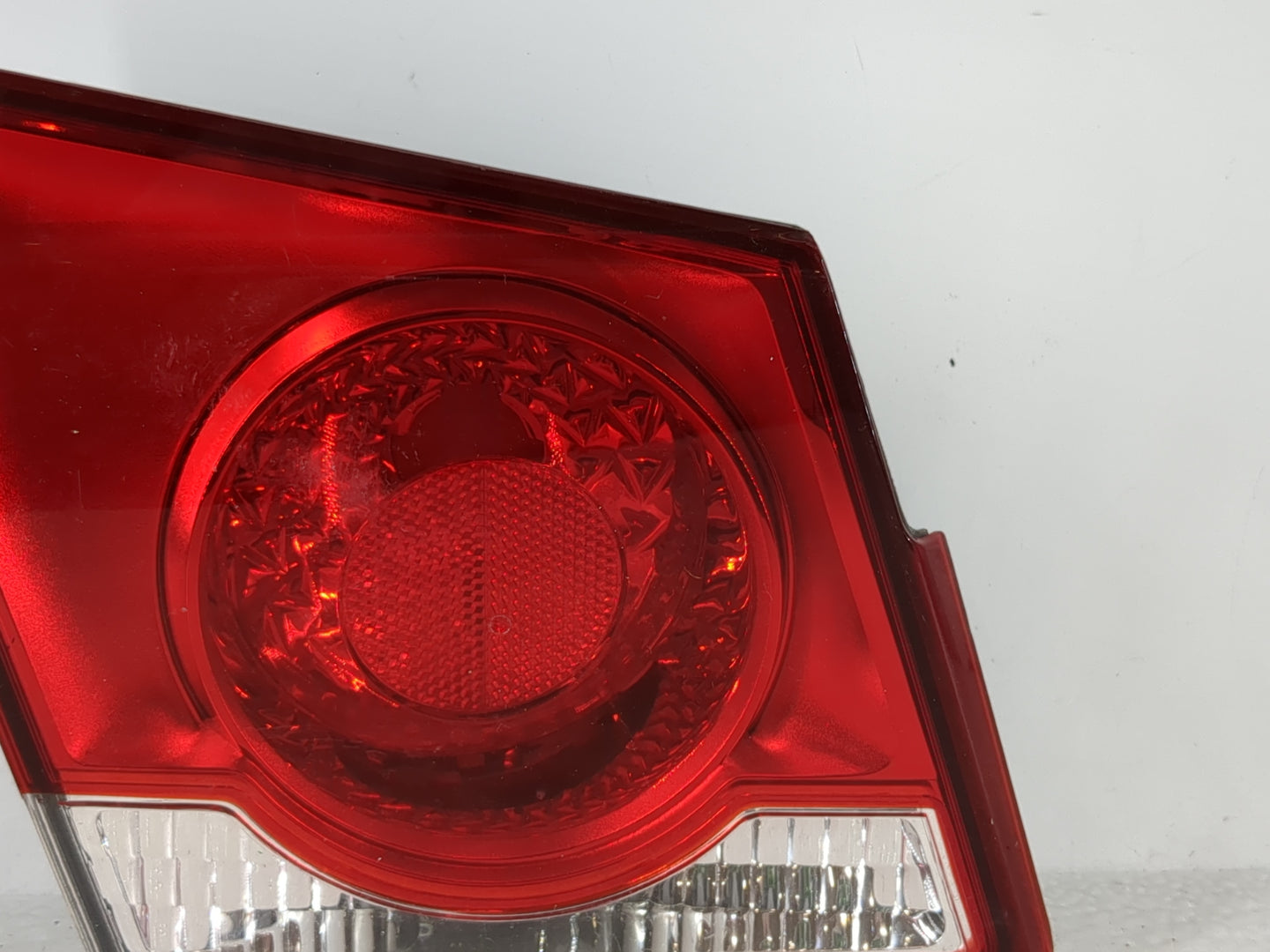 2011-2016 Chevrolet Cruze Tail Light Assembly Passenger Right OEM Fits Fits 2011 2012 2013 2014 2015 2016 OEM Used Auto Part