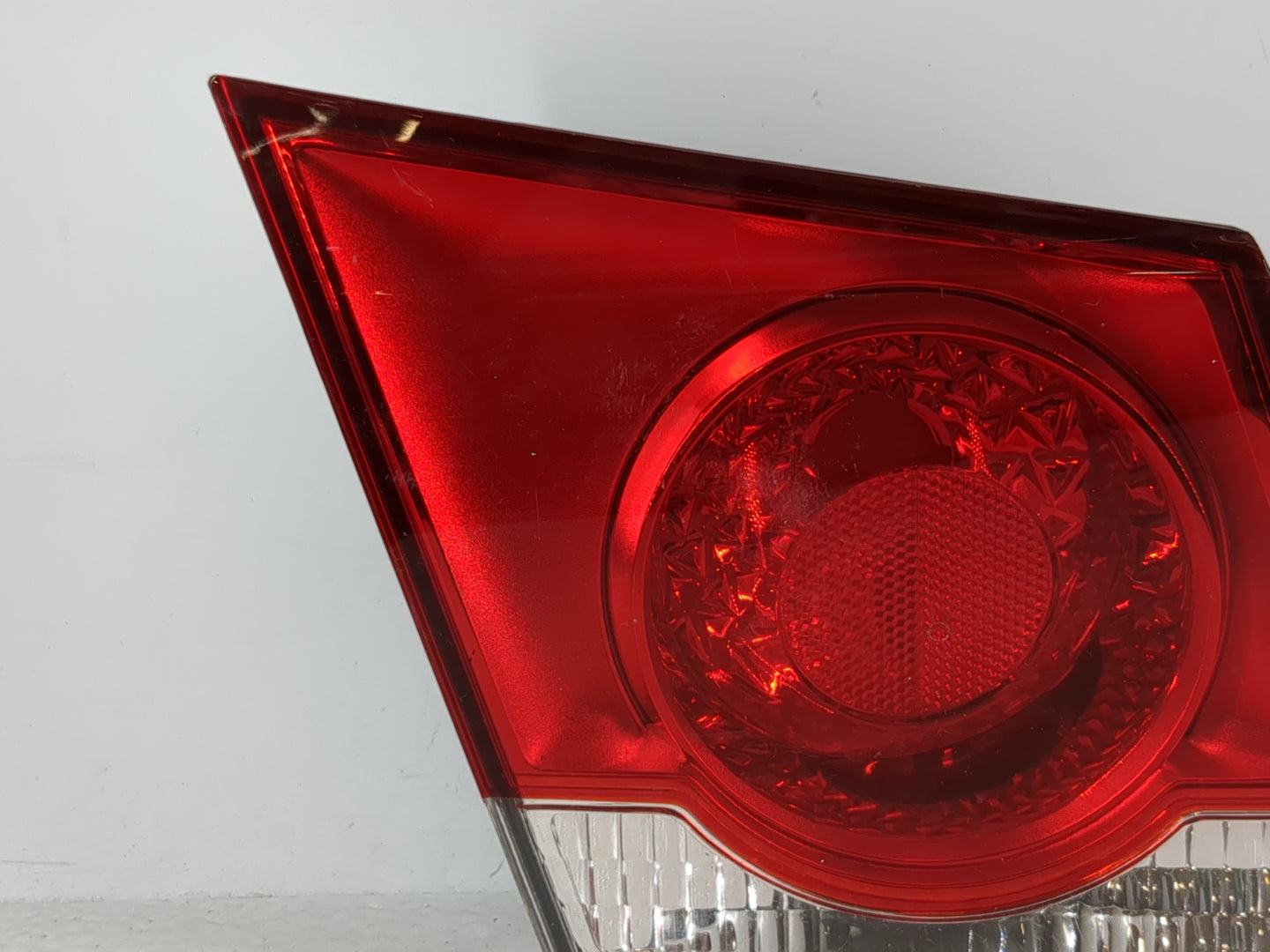 2011-2016 Chevrolet Cruze Tail Light Assembly Passenger Right OEM Fits Fits 2011 2012 2013 2014 2015 2016 OEM Used Auto Part
