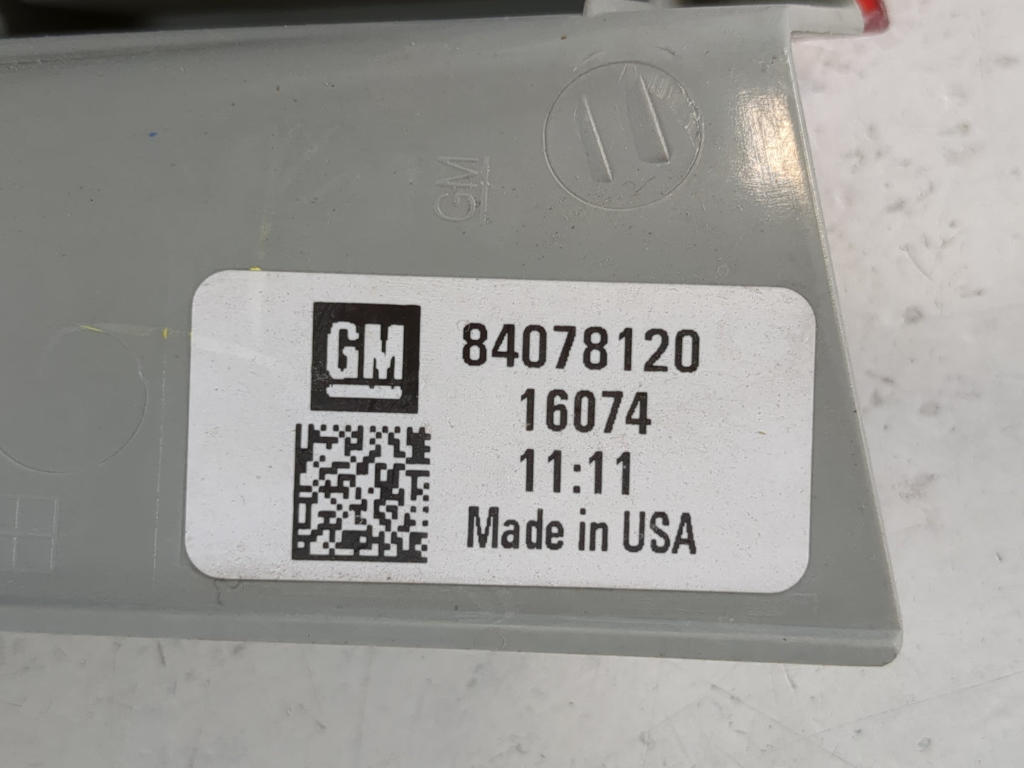2011-2016 Chevrolet Cruze Tail Light Assembly Driver Left OEM P/N:84078120 Fits Fits 2011 2012 2013 2014 2015 2016 OEM Used 