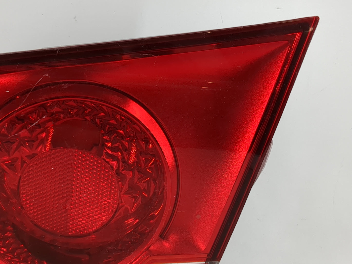 2011-2016 Chevrolet Cruze Tail Light Assembly Passenger Right OEM Fits Fits 2011 2012 2013 2014 2015 2016 OEM Used Auto Part