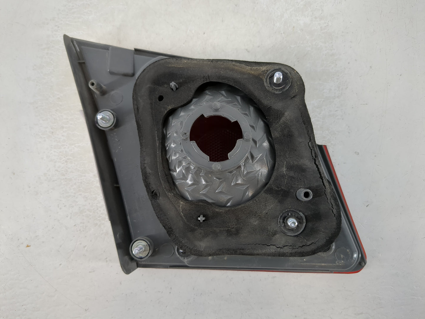 2011-2016 Chevrolet Cruze Tail Light Assembly Passenger Right OEM Fits Fits 2011 2012 2013 2014 2015 2016 OEM Used Auto Part