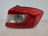 2016-2017 Chevrolet Cruze Tail Light Assembly Passenger Right OEM P/N:84078119 Fits Fits 2016 2017 OEM Used Auto Parts - Oem